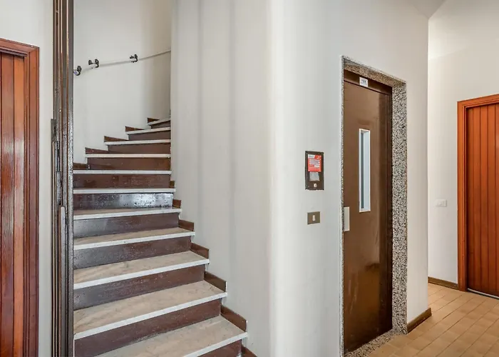 Guesthost - Cozy Beachfront In Taormina! *