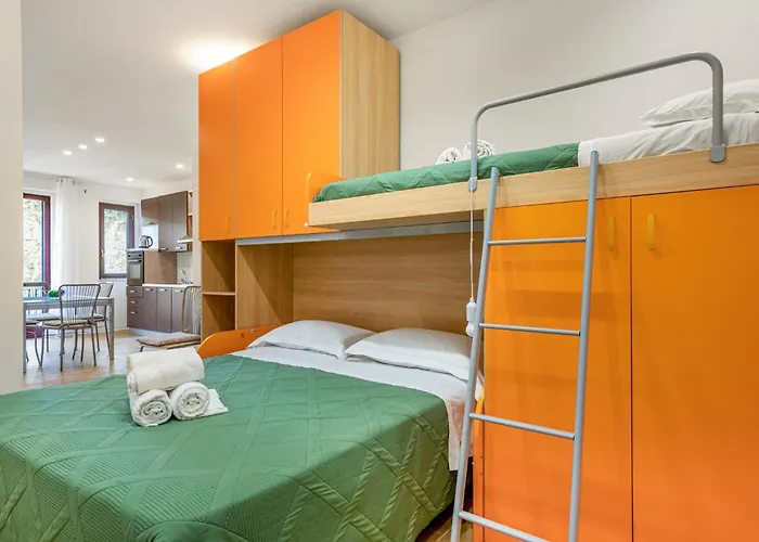 Guesthost - Cozy Beachfront In Taormina!